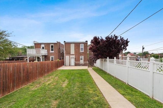 3555 S Spring Avenue, St Louis, MO 63116