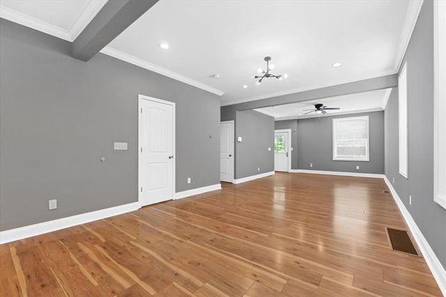 3555 S Spring Avenue, St Louis, MO 63116