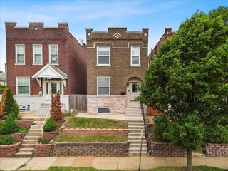 3555 S Spring Avenue, St Louis, MO 63116