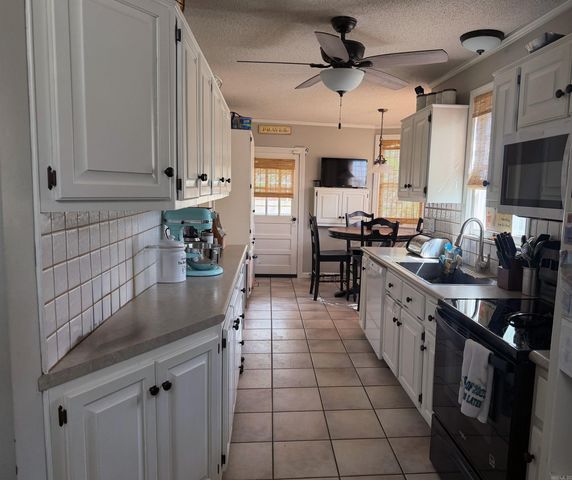 813 Hamilton Ave E, Wynne, AR 72396