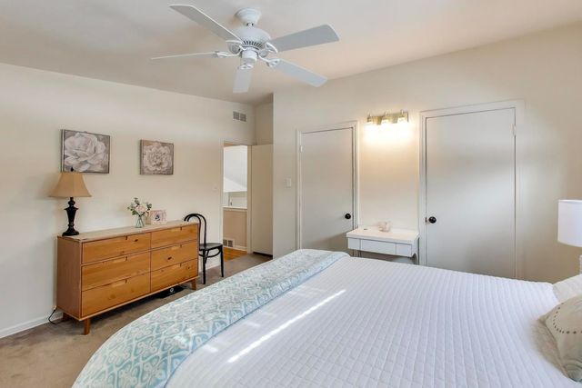 1334 Ferndale Avenue, Highland Park, IL 60035