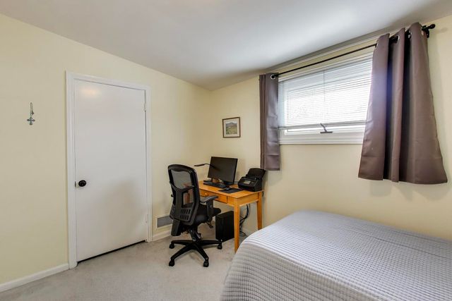 1334 Ferndale Avenue, Highland Park, IL 60035