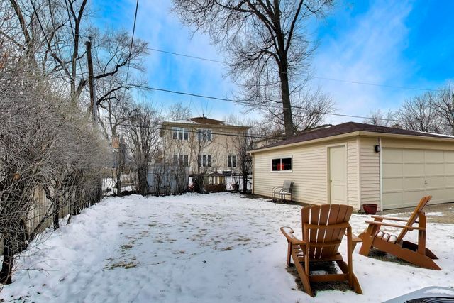 1334 Ferndale Avenue, Highland Park, IL 60035