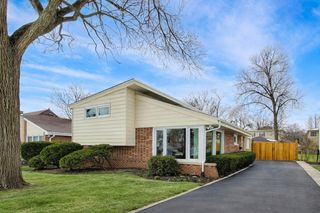 1334 Ferndale Avenue, Highland Park, IL 60035