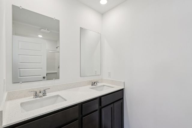 555 Yosemite Way, Mundelein, IL 60060