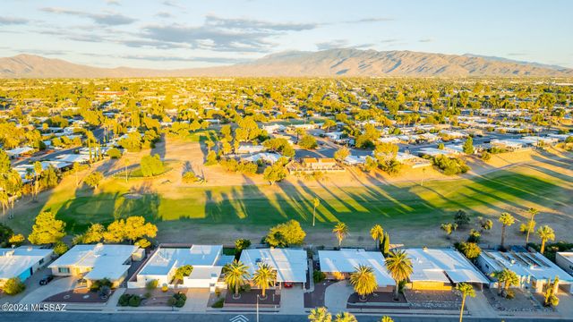 8338 E Placita Prado, Tucson, AZ 85710