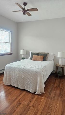 2126 Dill Ave, Linden City, NJ 07036