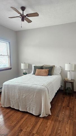 2126 Dill Ave, Linden City, NJ 07036