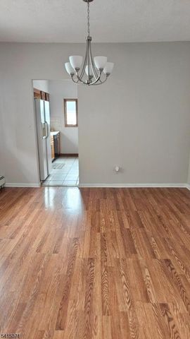 2126 Dill Ave, Linden City, NJ 07036