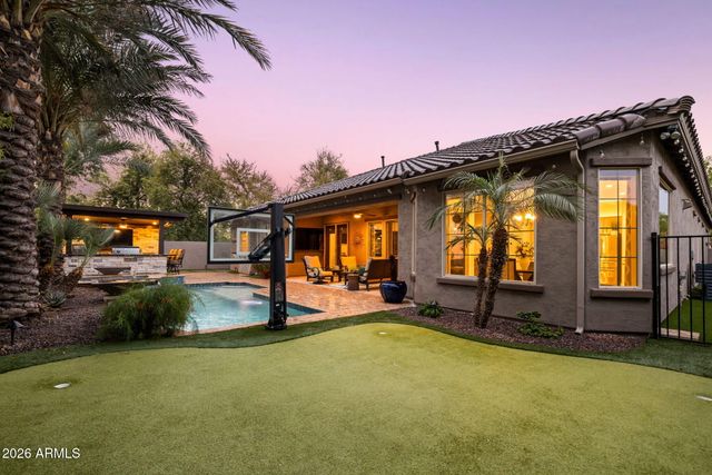 2445 W WILDHORSE Drive, Chandler, AZ 85286