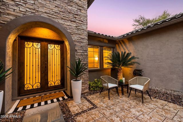 2445 W WILDHORSE Drive, Chandler, AZ 85286