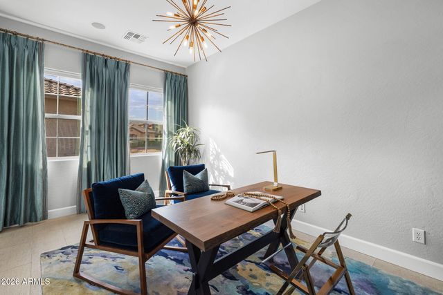 2445 W WILDHORSE Drive, Chandler, AZ 85286