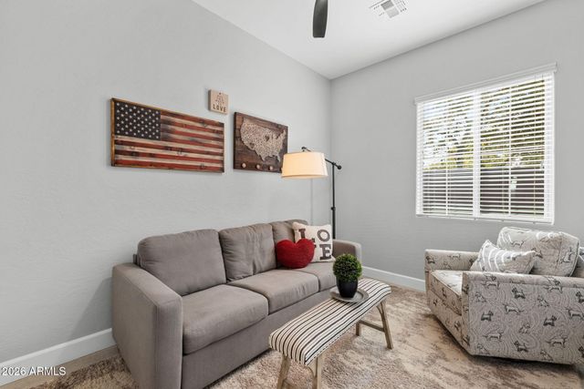 2445 W WILDHORSE Drive, Chandler, AZ 85286