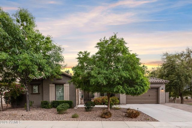 2445 W WILDHORSE Drive, Chandler, AZ 85286