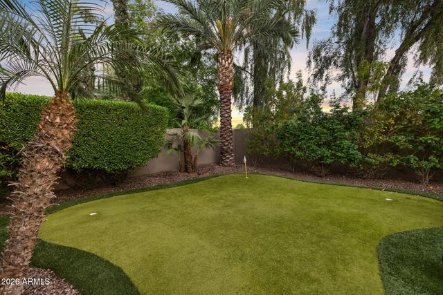 2445 W WILDHORSE Drive, Chandler, AZ 85286