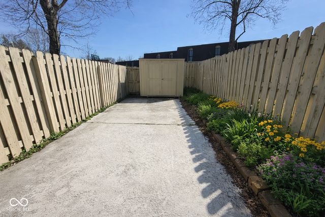 7453 Country Brook Drive, Indianapolis, IN 46260