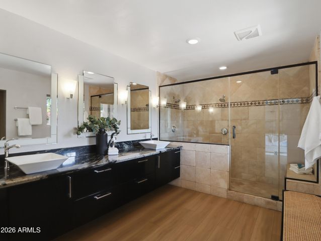 1322 W PALM Lane, Phoenix, AZ 85007