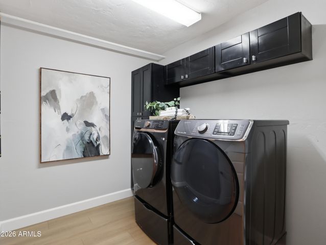 1322 W PALM Lane, Phoenix, AZ 85007