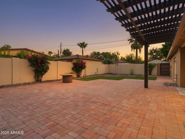 1322 W PALM Lane, Phoenix, AZ 85007