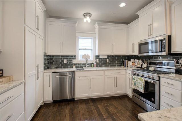 2546 Tracy Avenue, Kansas City, MO 64108