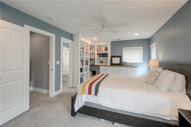 2546 Tracy Avenue, Kansas City, MO 64108