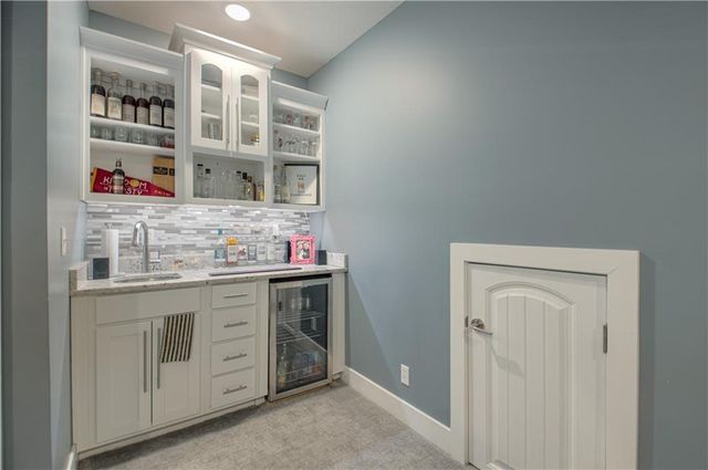 2546 Tracy Avenue, Kansas City, MO 64108