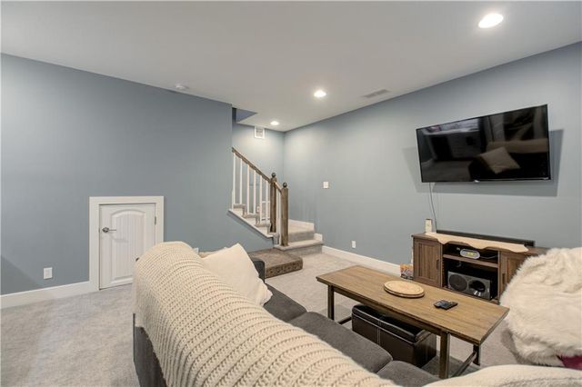 2546 Tracy Avenue, Kansas City, MO 64108