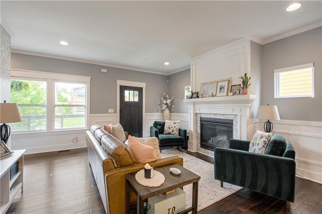 2546 Tracy Avenue, Kansas City, MO 64108