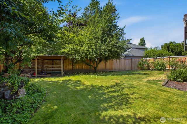 101 Jewell Street, Enumclaw, WA 98022