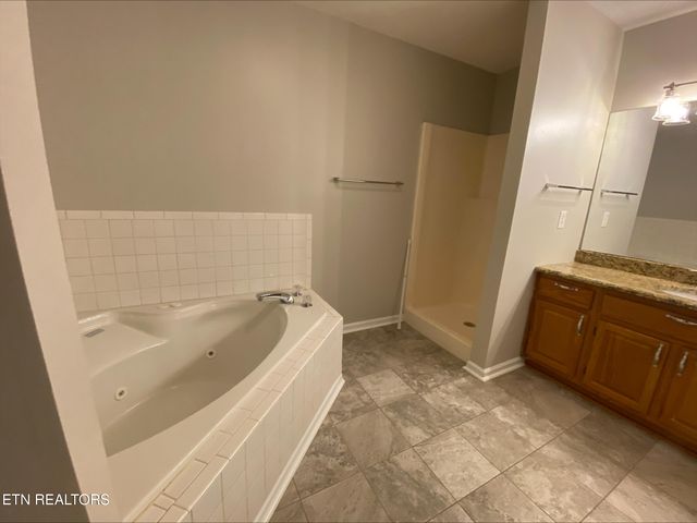 10133 Bellflower Way, Knoxville, TN 37932