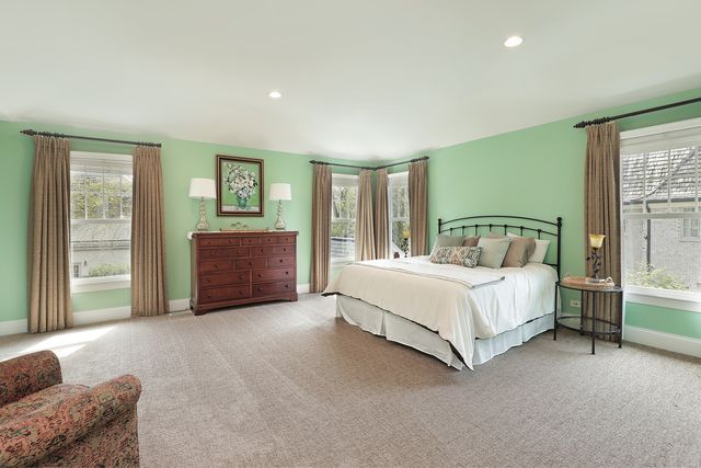 1229 Fairfield Road, Glencoe, IL 60022