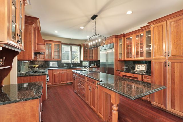 1229 Fairfield Road, Glencoe, IL 60022