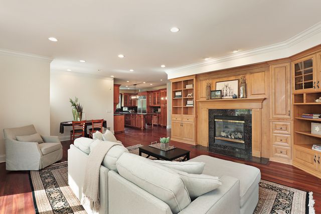 1229 Fairfield Road, Glencoe, IL 60022