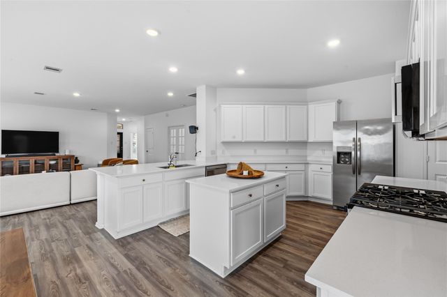 9906 Keystone Meadow Place, Baytown, TX 77521