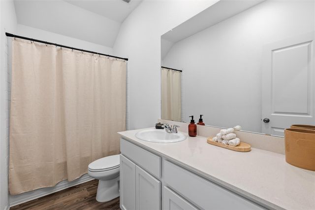 9906 Keystone Meadow Place, Baytown, TX 77521