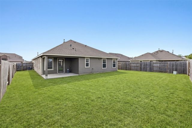 9906 Keystone Meadow Place, Baytown, TX 77521