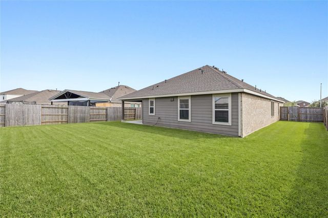 9906 Keystone Meadow Place, Baytown, TX 77521