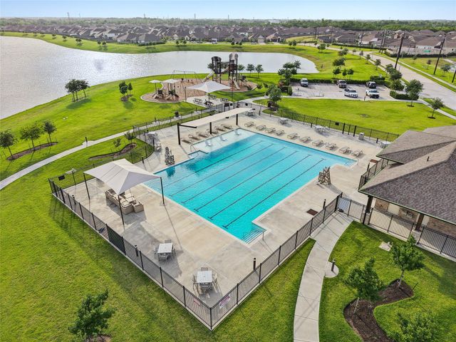 9906 Keystone Meadow Place, Baytown, TX 77521