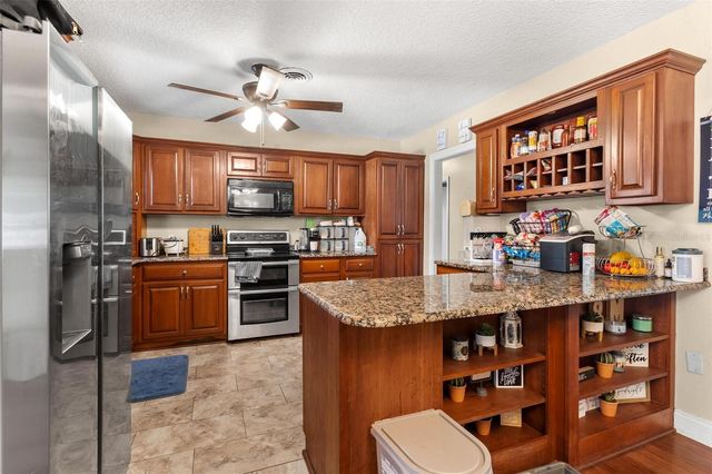 14407 LAKE JUNIETTA DRIVE, Tavares, FL 32778