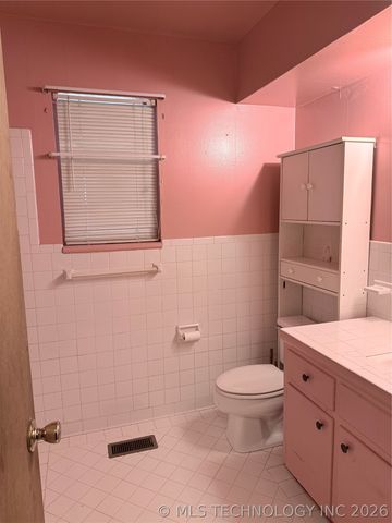 807 N C Avenue, Cleveland, OK 74020