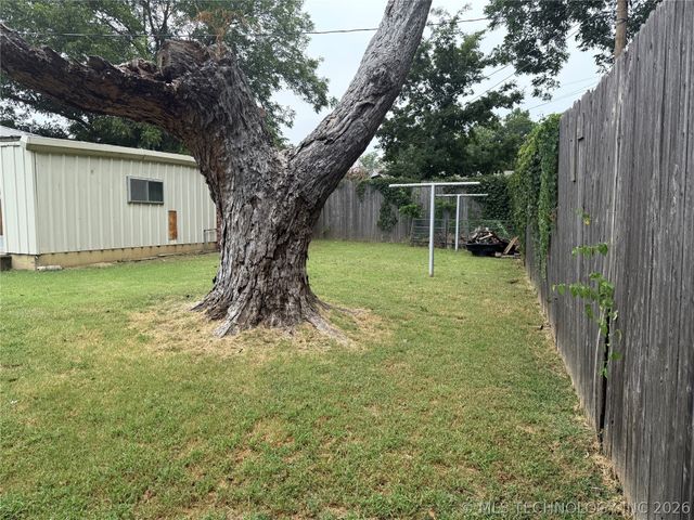 807 N C Avenue, Cleveland, OK 74020