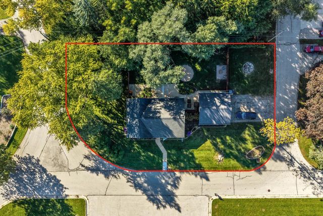8140 236th AVENUE, Salem, WI 53168