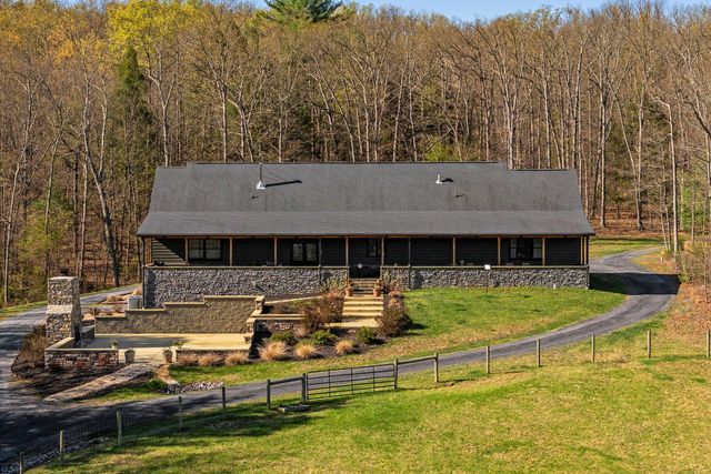 269 RIVER MANOR DR, Front Royal, VA 22630
