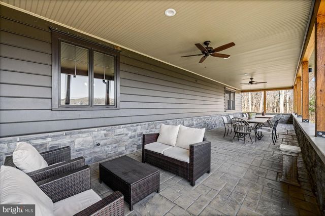 269 RIVER MANOR DR, Front Royal, VA 22630
