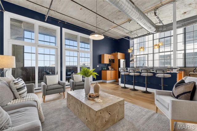 4100 Forest Park Avenue 424, St Louis, MO 63108