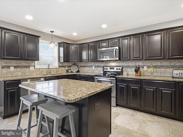 1356 EMILYS CT, Greencastle, PA 17225