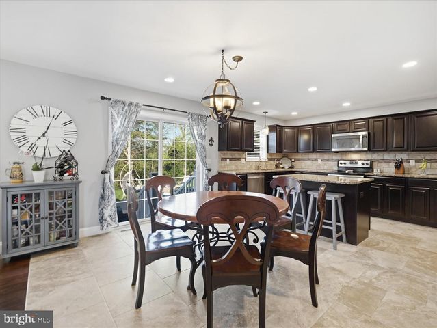 1356 EMILYS CT, Greencastle, PA 17225