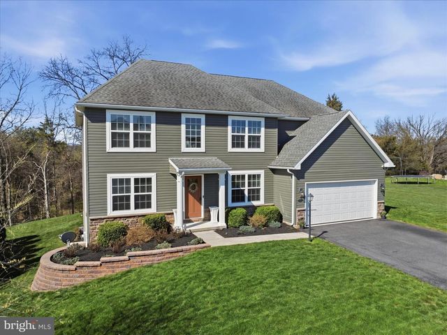 1356 EMILYS CT, Greencastle, PA 17225