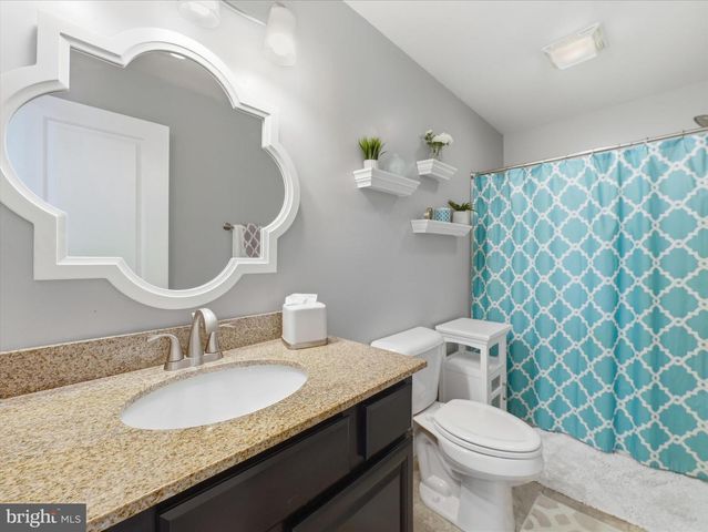 1356 EMILYS CT, Greencastle, PA 17225