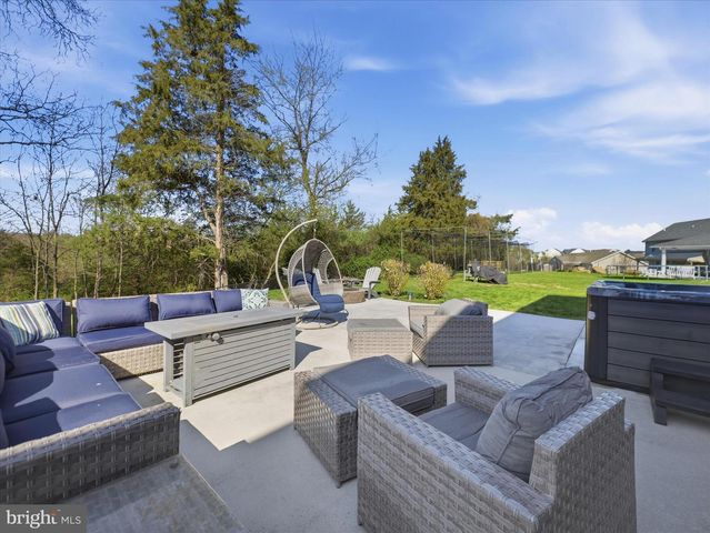 1356 EMILYS CT, Greencastle, PA 17225